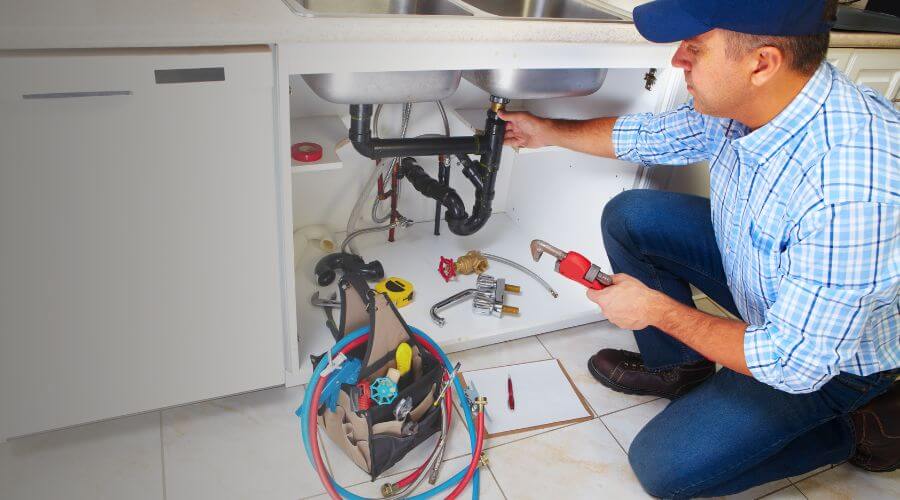 Local tankless water heater installation in Darlington, MO